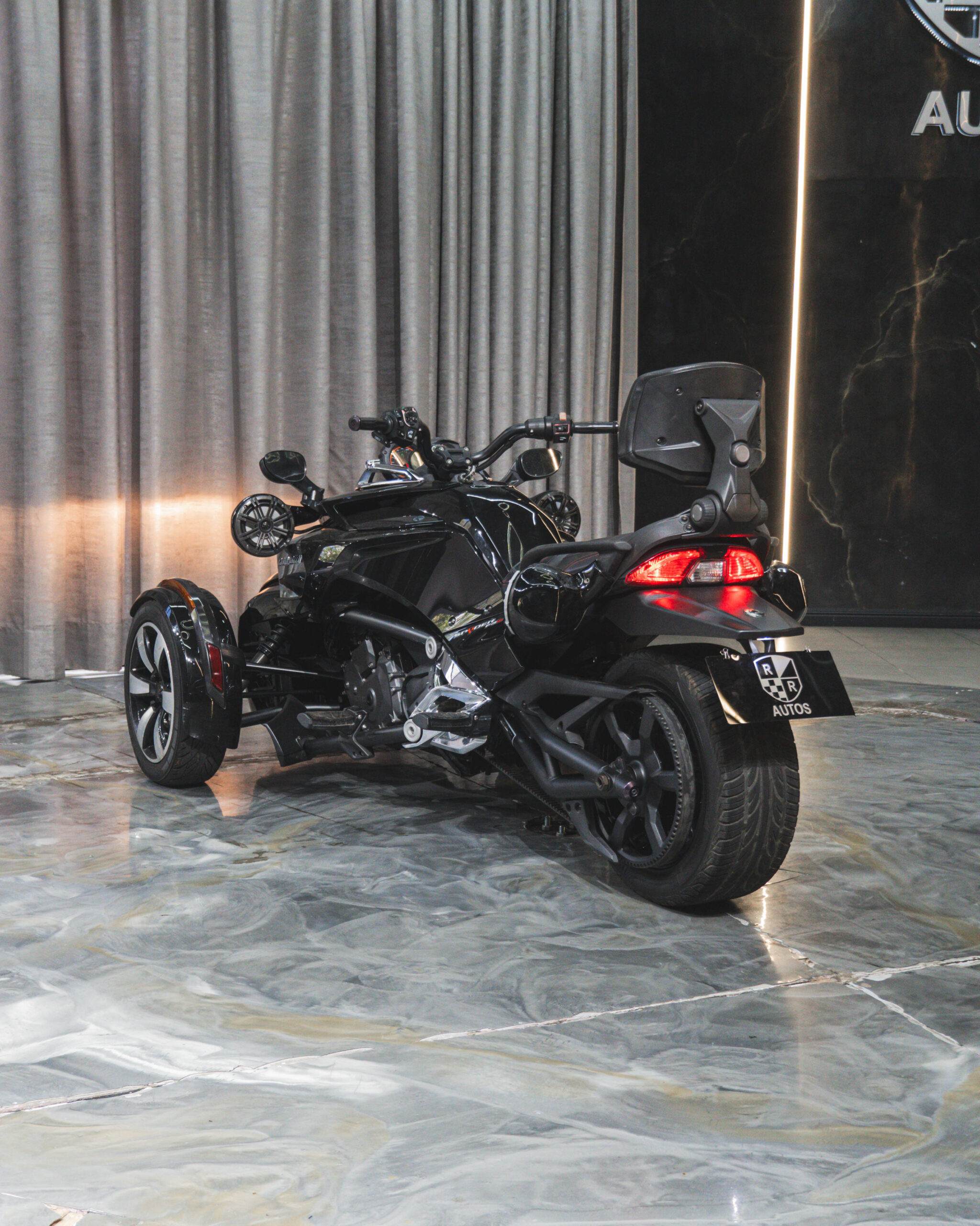 CAN-AM SPYDER 2015