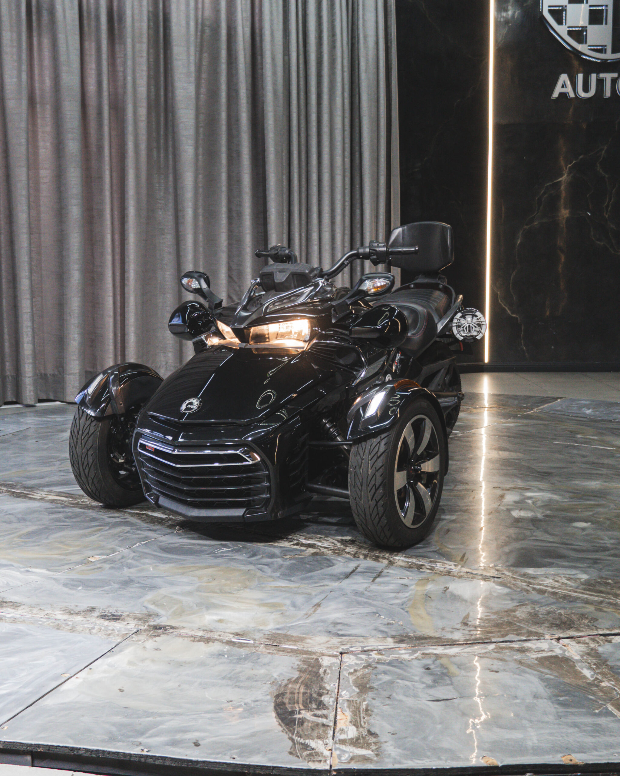CAN-AM SPYDER 2015