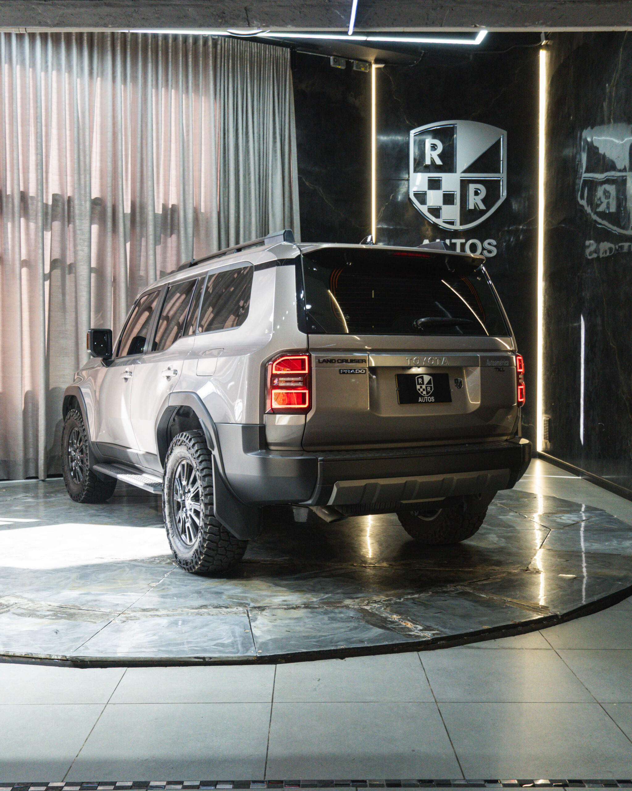 TOYOTA LAND CRUISER TXL DIESEL 2025