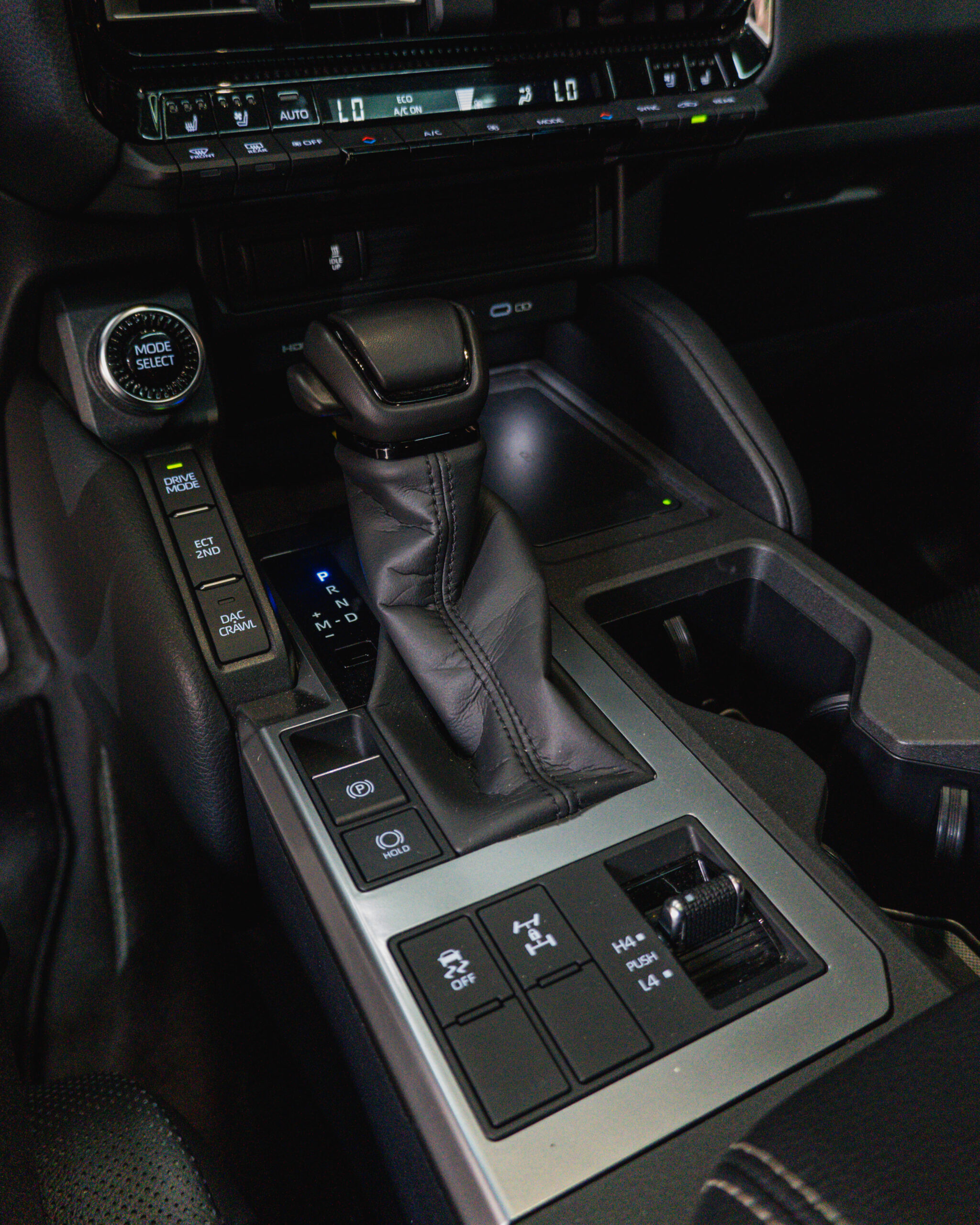 TOYOTA LAND CRUISER TXL DIESEL 2025