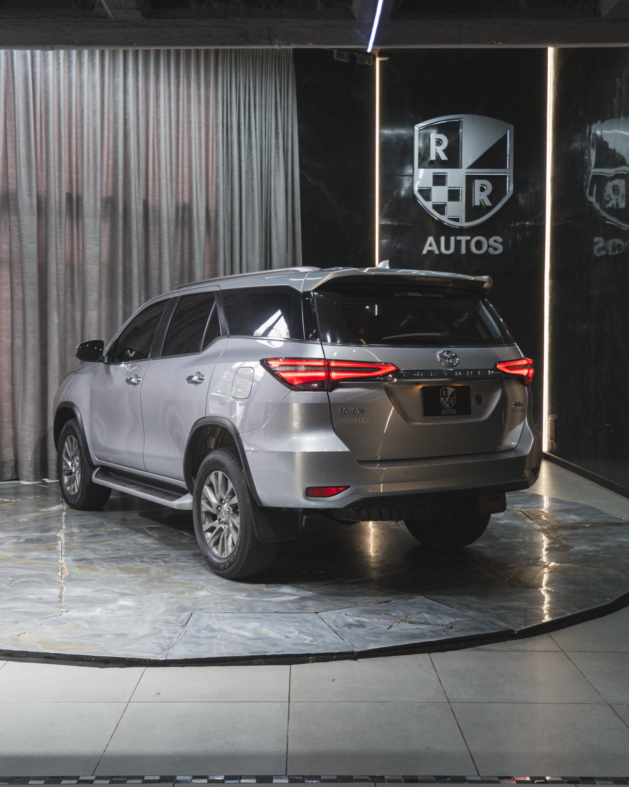 TOYOTA FORTUNER SRV 2.8 DIESEL 2023