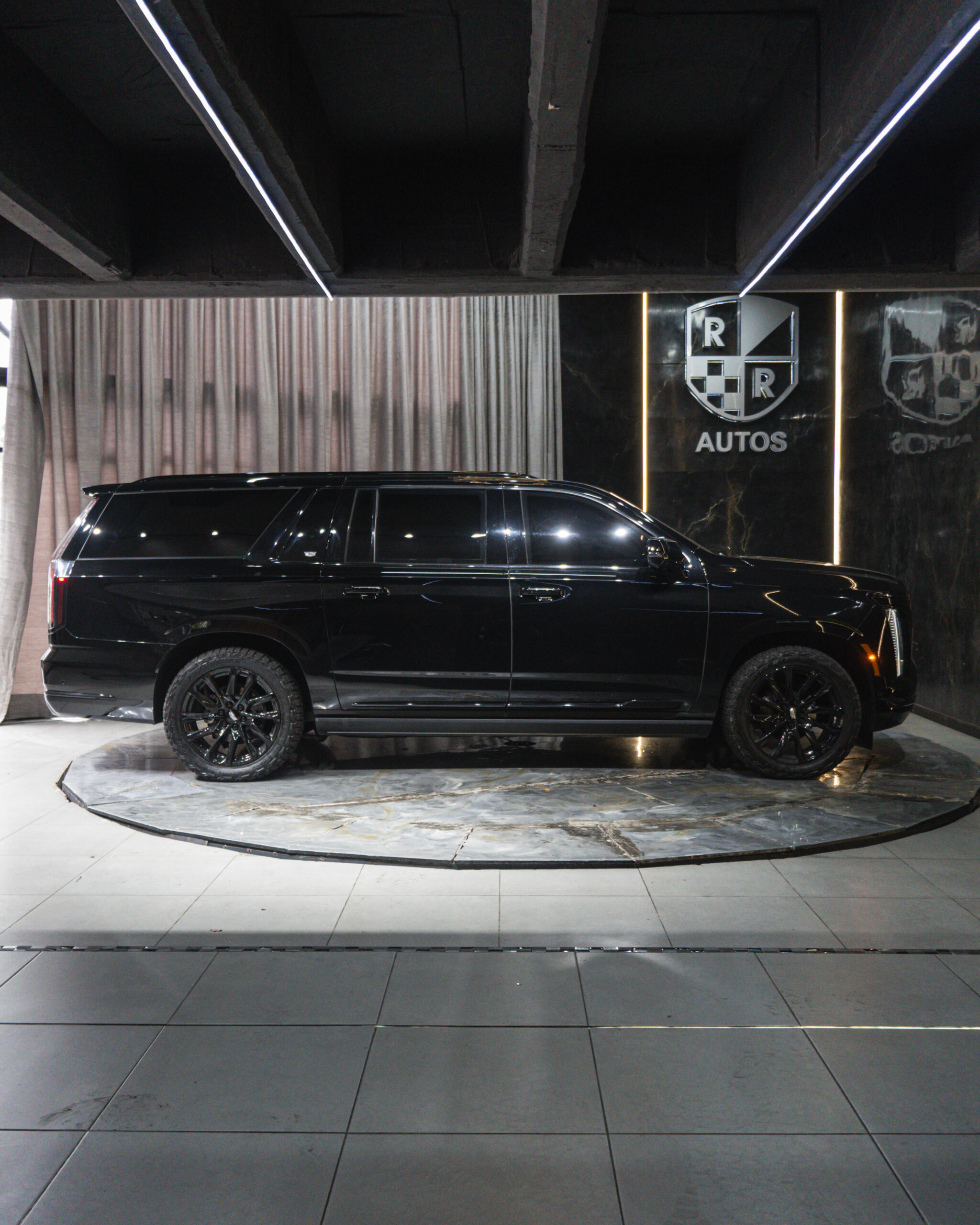 CADILLAC ESCALADE AWD 600 BLINDADA 2025