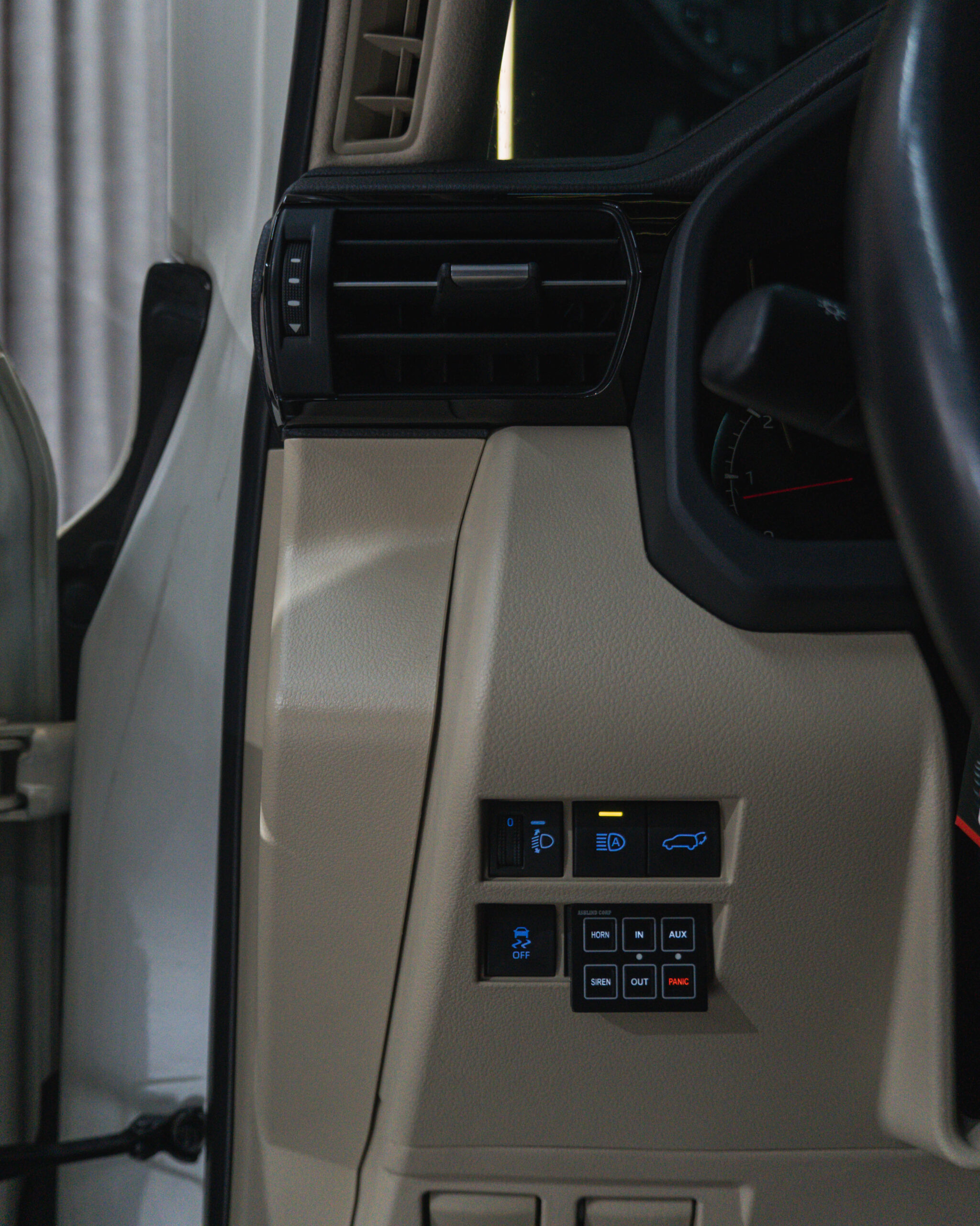 TOYOTA LAND CRUISER 300 GXR DIESEL 2023